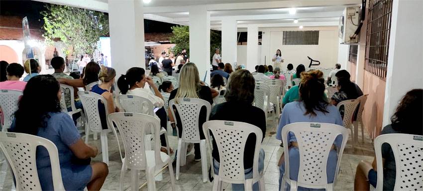 Enquanto uns prometem, Raissa Protetora já tem uma vida dedicada a causa animal no Piauí